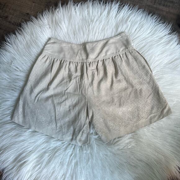 ANTHROPOLOGIE ELEVENSES BEIGE FLOWY PERFORATED SHORTS SIZE 6 - Picture 4 of 5
